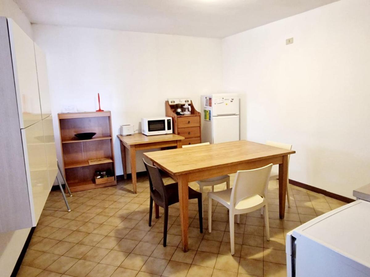 Borgo Volciano Garda Lake App.2 罗伊 外观 照片